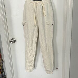 NWT Roxy Sweatpants Cream Cargo jogger style Size XS